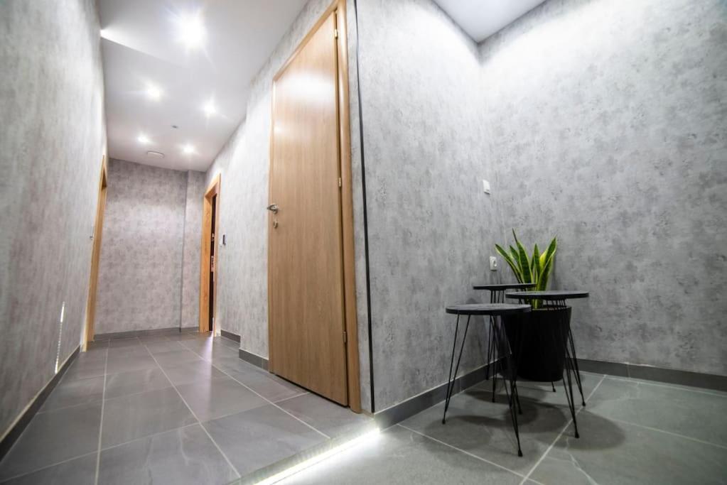 Coloris Rubrum Room Thessaloniki Exterior photo