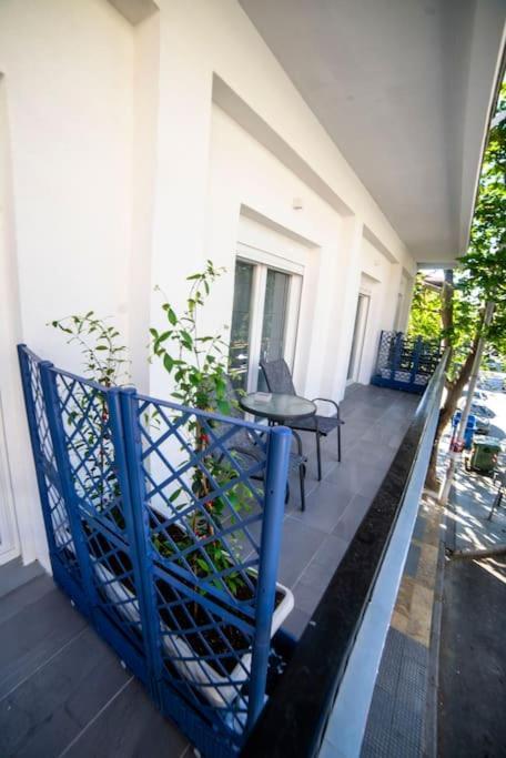 Coloris Rubrum Room Thessaloniki Exterior photo